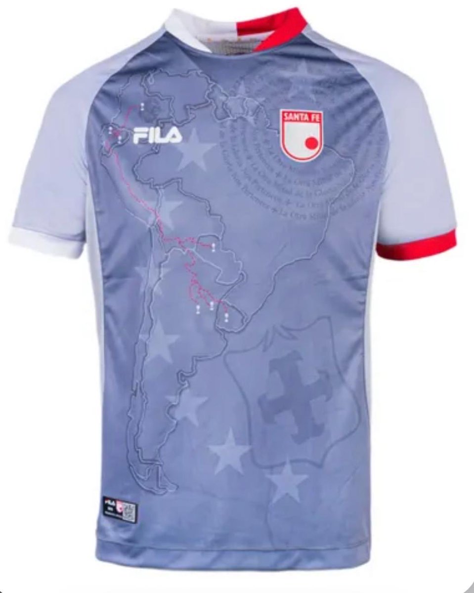jimenezlaum's tweet photo. A la venta:

-Fleece Fila Santa Fe Talla XL $200.000
-Camiseta Fila Santa Fe conmemoración sudamericana Talla S $200.000
Completamente nuevas, con etiquetas. 

Rt por favor. Info al DM. https://t.co/72ZPsa1K9j