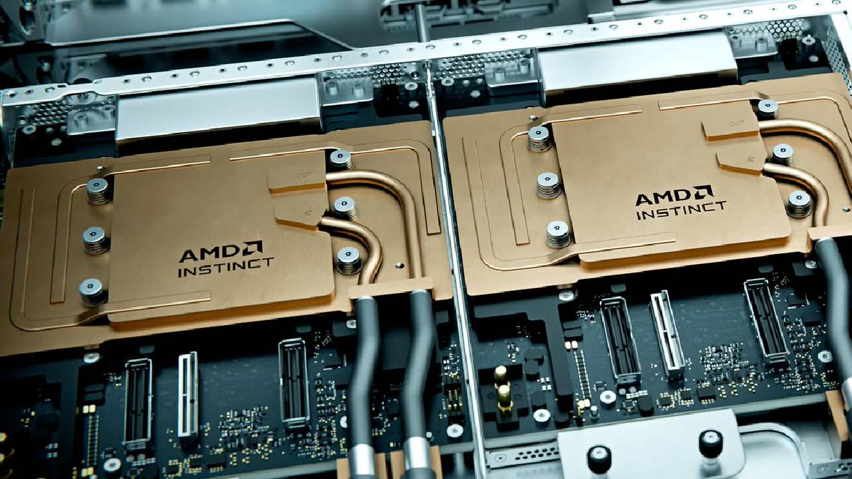 noobfeed's tweet photo. #cdna5 introduces architectural changes that strongly align with long-standing rumors surrounding #AMD's unified #udna graphics strategy. #gaming #hardware https://t.co/xXqOESQ14p https://t.co/xUshjGlYPt