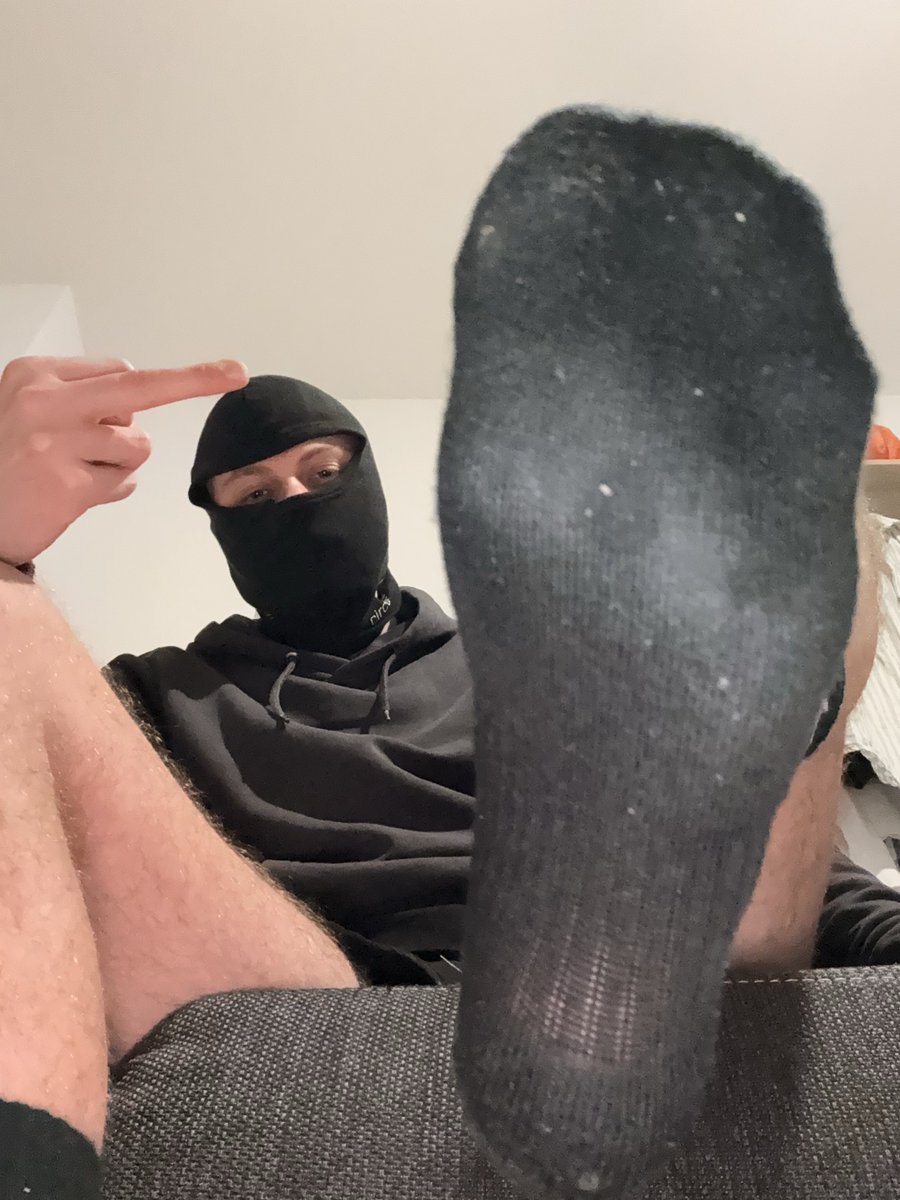 feet_yn's tweet photo. I‘m back boys. Who wants to impress me?🤑

#findom #cashmaster https://t.co/rwav76WU5k