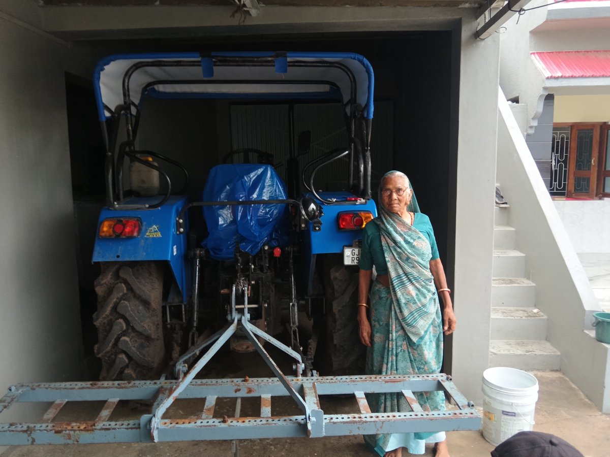 Alpeshsinh1424's tweet photo. આજ રોજ ખેવાળિયા ગામે એજી આર 50યોજના હેઠળ ટ્રેક્ટર ઘટક ઓનલાઇન વેરીફીકેશન કરવામાં આવેલ https://t.co/9PgbtKO4AZ