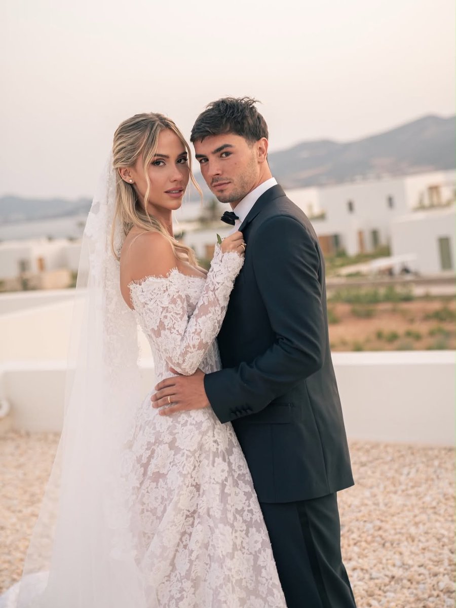 MadridXtra's tweet photo. Brahim got married! 🤍💍 https://t.co/1CvcNv3Sde
