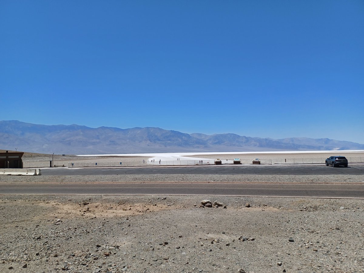 o2bcd8ed's tweet photo. Death Valley. It was only 124 here today. You would be amazed how much water is actually here. Love coming every year during the extreme heat #heat #deathvalley #paradise #peaceful https://t.co/NDLEzZcRDk