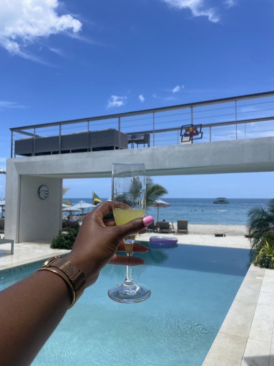 _Neeshuur's tweet photo. Footeprints Hotel in Negril is such a gorgeous property fr. https://t.co/scLbs6qHXF