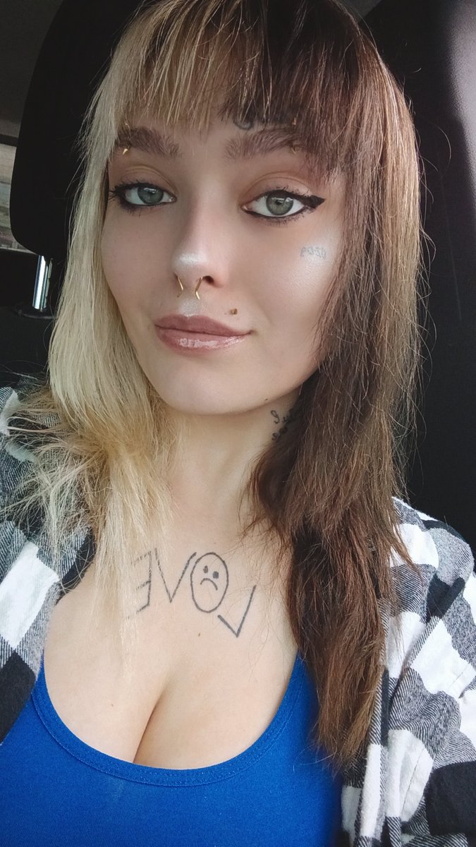 Anything4Robyn's tweet photo. if you have to ask if you should send, the answer is yes.
#findom #brat #brattydomme #cashslave #finsub #tribute #spoiledbrat #financialdomination #femdom #paypig #cashapp #silentpay #goddess #sendit #goodboy https://t.co/tqkU4GZXTJ