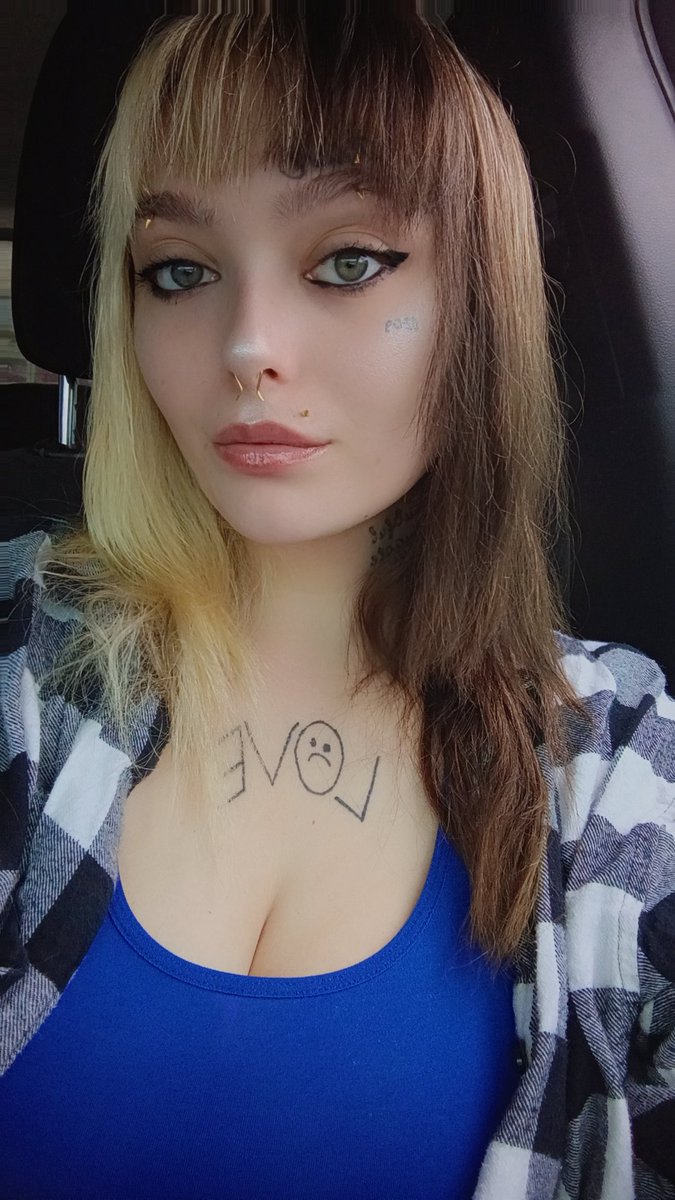 Anything4Robyn's tweet photo. if you have to ask if you should send, the answer is yes.
#findom #brat #brattydomme #cashslave #finsub #tribute #spoiledbrat #financialdomination #femdom #paypig #cashapp #silentpay #goddess #sendit #goodboy https://t.co/tqkU4GZXTJ