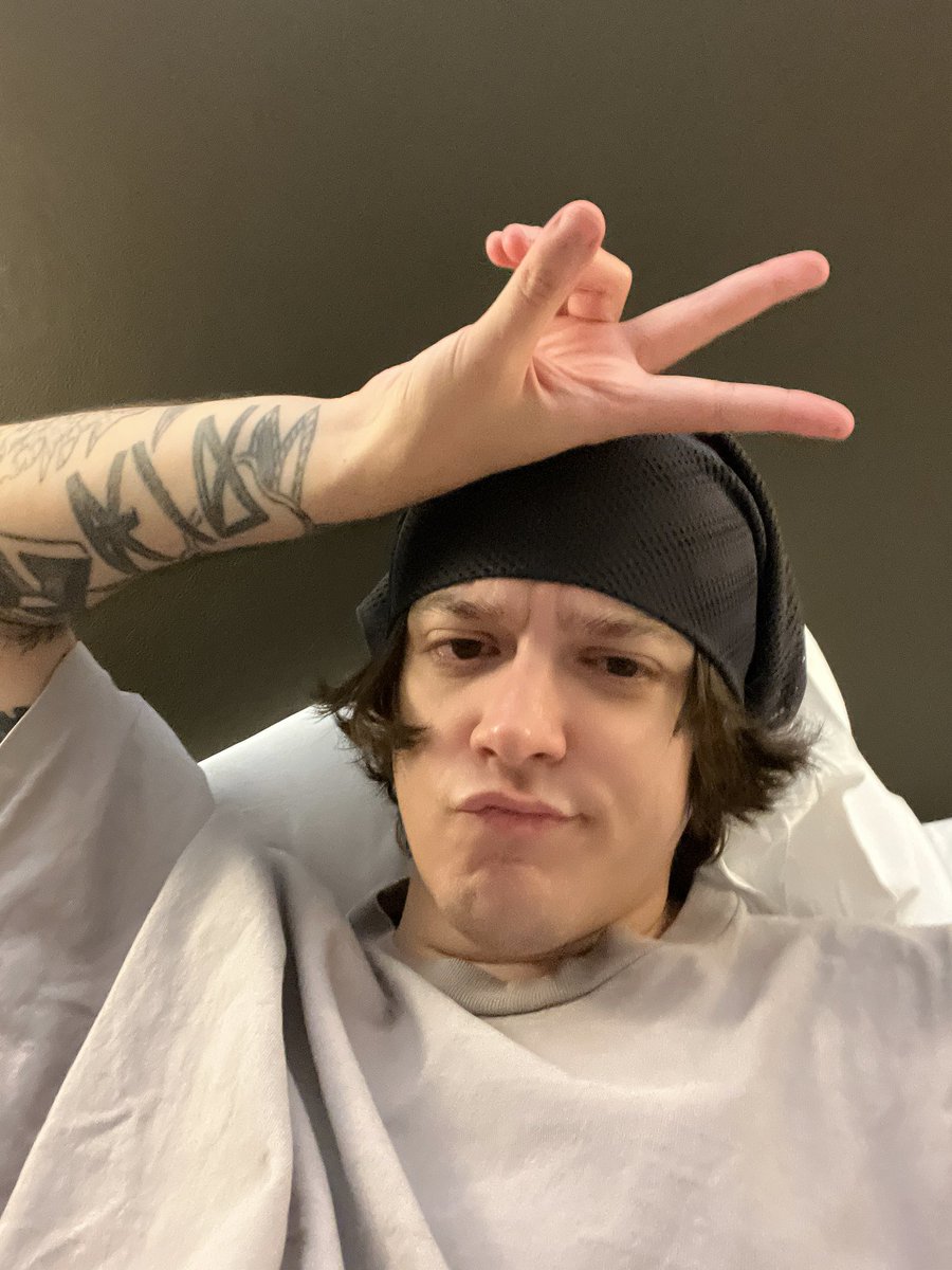 whoskid's tweet photo. missed my flight this morning but thank you texas, fun shows 💕 https://t.co/BZjLGcBMwX