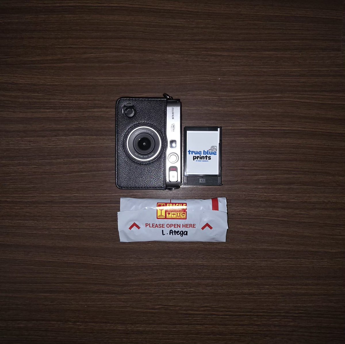 narsabubotsph's tweet photo. 📸 Missin' EXO? Print your concert moments with us!

🎞️ 3 films!
💙 Thank you for your order Maam Lycamae  ✨
📌 Bound to Laguna

wts lfb fs instax polaroid polaroidph fujifilmph instaxph instaxprintingph instaxprintingserviceph exo https://t.co/W1FVGHCKeg
