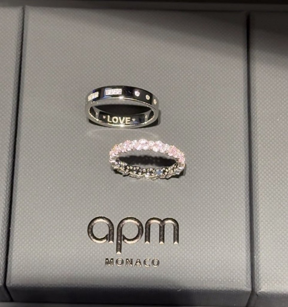 Superwomanwx's tweet photo. apm rings 💍 https://t.co/YZR3za9AFr