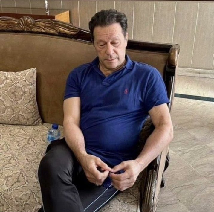 Mahikhan_pti's tweet photo. Don’t stop talking about Imran Khan!🚨 https://t.co/hzkH5sVvub