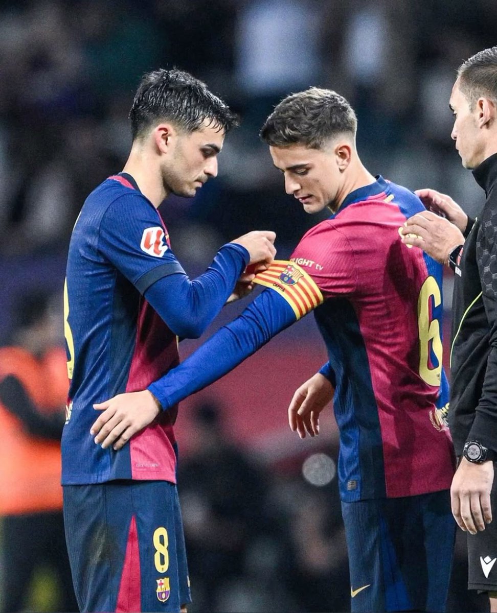 ContextfreeFCB_'s tweet photo. 🚨 MAJOUR BREAKING: With De Jong’s absence. Pedri and Gavi will be Barcelona’s first and second captain ahead of the new season. https://t.co/kjrJkgfBla