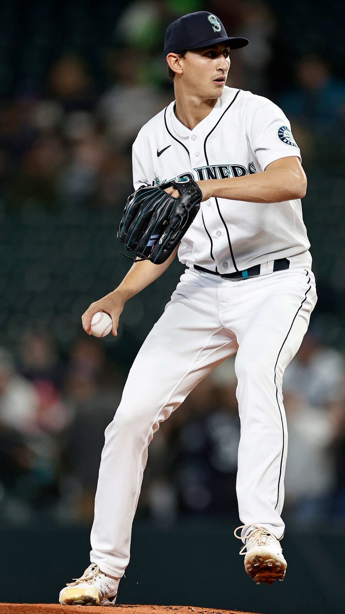 RealSharpStats's tweet photo. SUNDAY MLB PLAYS (8/2) 🔥⚾

George Kirby OVER ⬆️ 4.5 Hits Allowed - Coming off a tough outing where he surrendered 7 hits over 4 innings against the Rangers. He pitches to contact frequently and opposing batters are finding success against him with a .343 BABIP this season.

Peter Lambert UNDER ⬇️ 17.5 Pitching Outs - Doesn't consistently go deep into games, making 17.5 outs (approaching 6 full innings) a tough mark for him to hit against a Rangers lineup tonight.

Zack Wheeler OVER ⬆️ 7.5 Strikeouts - Continues to generate high-end swing-and-miss stuff. With 7.5 being a number he can easily clear with his pure stuff and high spin rate, the over is the sharp side.

Griffin Jax OVER ⬆️ 15.5 Pitching Outs - Jax is in a great rhythm, tossing exactly 17 outs (5.2 innings) in his last start and hitting 18 outs (6 full innings) in the start prior. 15.5 outs is very comfortably within his current workload range.

LET'S CASH OUT TODAY! 🤑🤑🤑

All plays and charts powered by @OutlierDotBet
Start your FREE 7-Day Trial Here: https://t.co/wjAZIWO5IW

#Prizepicks #MLB #Underdog #Parlay #gamblingX #GamblingTwitter