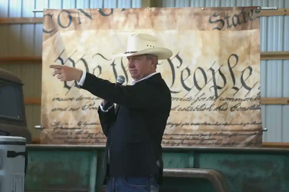 GLGlover2's tweet photo. Bobby Williams is a real Floridian who understands our fragile natural resources and is fighting to protect what little we have left of old Florida. https://t.co/9BYzf9w6LO