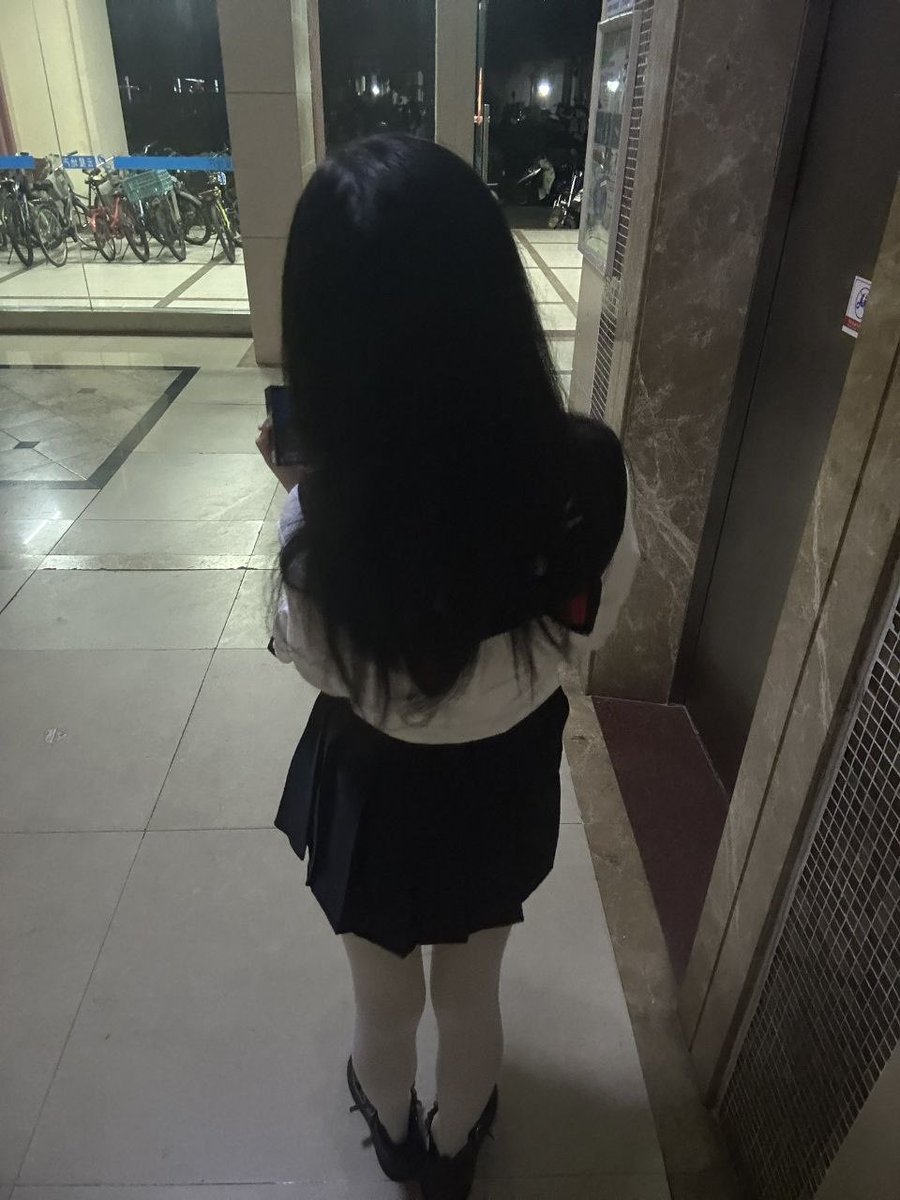 Saint__Zero's tweet photo. 不大，但是够用，来着大姨妈，也好想要 https://t.co/5JrczzMG3e