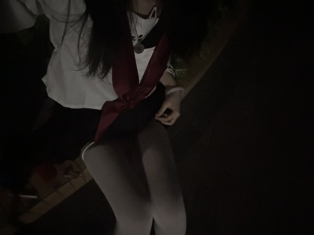 Saint__Zero's tweet photo. 不大，但是够用，来着大姨妈，也好想要 https://t.co/5JrczzMG3e