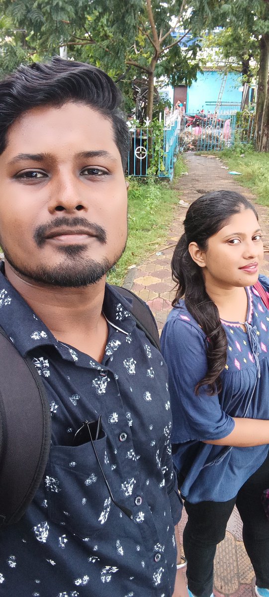 IbtisumH's tweet photo. I hope that 10 years from now, we still be friends and every single one of us will be successful in life ❤️🩷🧡💛💚

#happyfriendshipday https://t.co/Jn9Azh2gDS