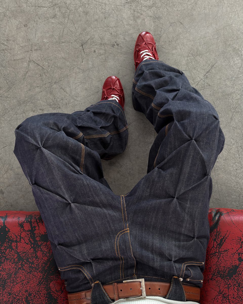 badson__'s tweet photo. BLOOD CELL ‘PINCH’ LOW

OIL TREATED LEATHER https://t.co/EVOG5Ed2l3