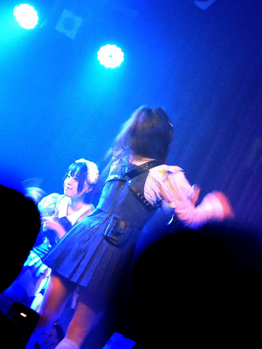 st_sand_dog's tweet photo. 満面の笑みの結愛氏
めっちゃ楽しいLiveでしたね
毎回丁寧なドラミングに好感を覚える
コットさん
懐っこい表情も素敵なみこち
不思議な光の膜が笑
素敵なsee ya!頂きました https://t.co/uQ7MgGWnSq