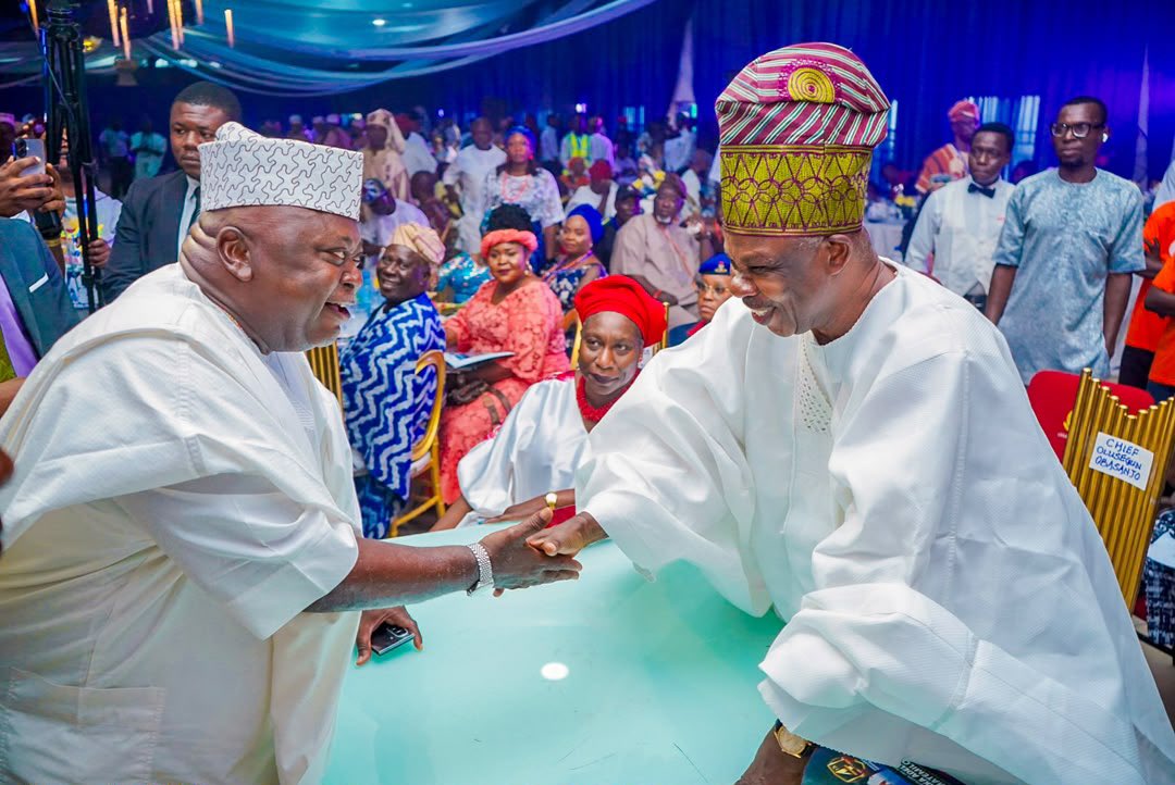 ladiadebutu's tweet photo. Today, myself and my Deputy Governorship candidate, Alhaja Dr. Lateefat Sowunmi-Kolapo, and a distinguished daughter of Owu Kingdom, Senator (Prof.) Iyabo Obasanjo, attended the 4th Coronation Anniversary of the 14th Olowu of Owu Kingdom, His Royal Majesty, Oba Prof. Saka Adelola Matemilola, Oluyalo, Otileta VII.

The occasion was a fitting celebration of visionary leadership, our rich cultural heritage, and the enduring values that continue to unite the Owu people. I congratulate Kabiyesi on this remarkable milestone and pray that Almighty God grants him many more years of good health, wisdom, and a peaceful reign as he continues to lead the kingdom to greater heights.

Long live the Olowu of Owu. 
Long live Owu Kingdom. 
Long live Ogun State.