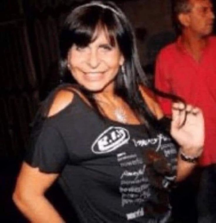 jbbsweetheart's tweet photo. eu só faço amizade com gente bonita como pode https://t.co/yGb6VZML52