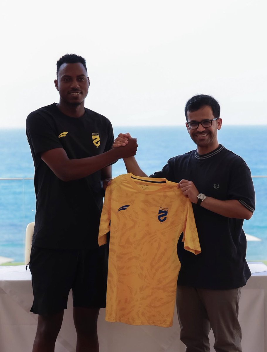 imfuraluc01's tweet photo. OFFICIAL: Rwandan midfielder Bonheur Mugisha has completed a move to Al-Hazem, becoming the first Rwandan footballer to feature in the Saudi Pro League.

He’ll now test himself against some of the biggest names in world football, including Cristiano Ronaldo, next season. 

JEAN FURUSI ORIGINAL NI MUGISHA UBU! YEREKEJE MURI FURUSI LEAGUE. 

GOOD LUCK @MugishaBonheur1