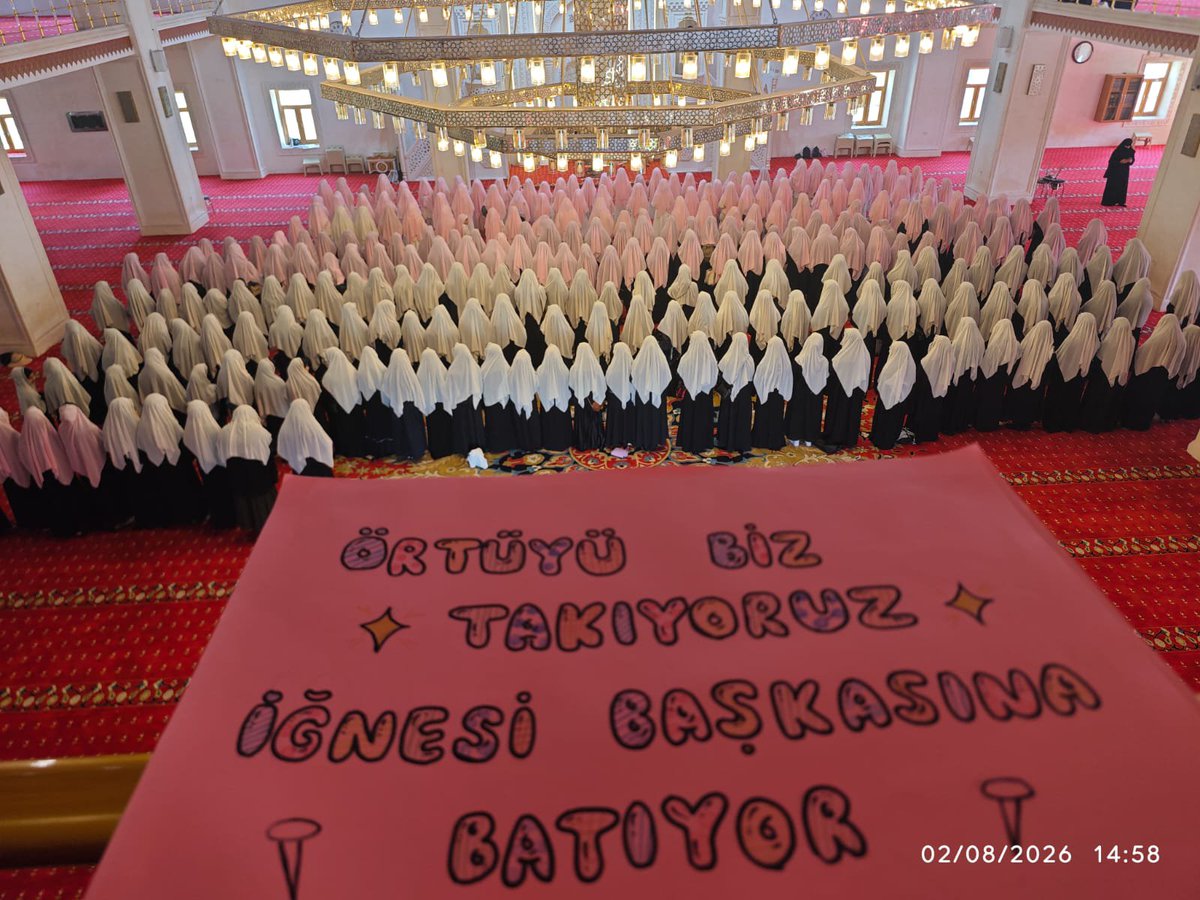 EsmaVarol_'s tweet photo. Bugün çok güzeldin Mardin...
Programa katılan bir ablamızın şu sözü aklımdan hiç çıkmayacak "Bugün sanki Mekke'de kutsal topraklarda Kabe'nin yanındaydım, öyle bir maneviyat vardı Allah razı olsun sizlerden."
Ya Rabbi! Bizleri seni ve dinini temsil etmekten mahrum etme.... https://t.co/aXBoam9Uug