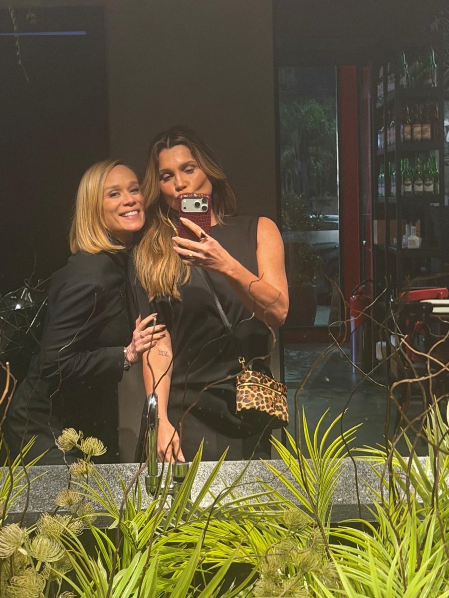Flávia Alessandra tweet media