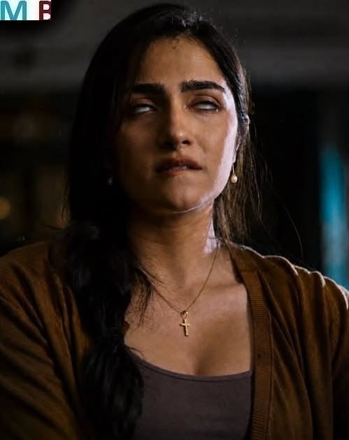 Ramyaa_pottachi's tweet photo. When a stranger uncle grabs my butt in a crowded bus my reaction will be like this🫠 https://t.co/n3UiHqKOIk