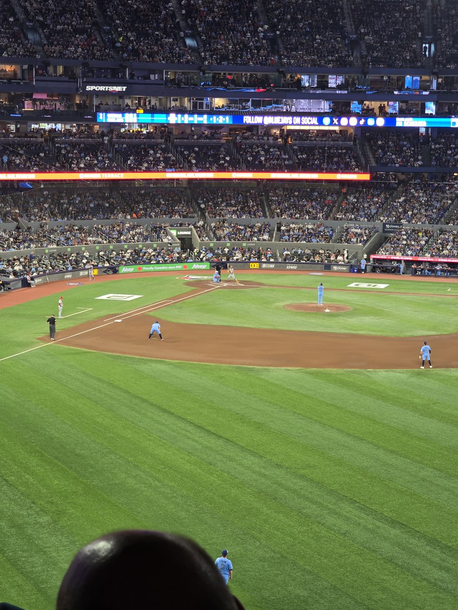 ChrisTheEnigma5's tweet photo. Got to get to the @BlueJays game, been along time since I have been to one, lets go jays #BlueJays50 https://t.co/MMoExXYhs3