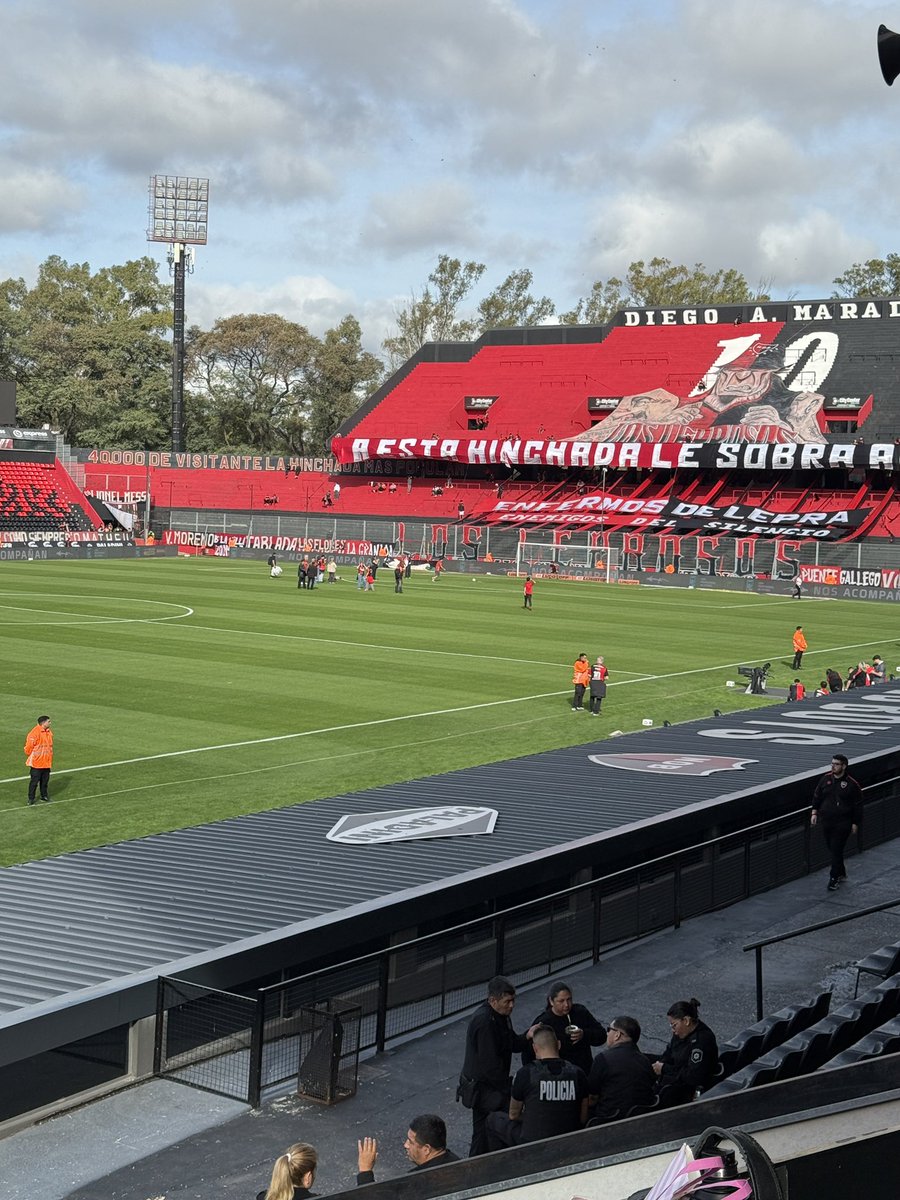 BocaPasionTotal's tweet photo. CONFIRMADO #Boca vs Newell's:
Montero;
#Gorosito, #DiLollo, Costa, Blanco;
Ascacíbar, Paredes;
#Flores, Aranda, Villa;
Merentiel.
🔎3 cambios mete Arruabarrena
🔄#Gorosito x #Lozano
🔄#DiLollo x #Figal
🔄#Flores x #Delgado
INFO @PampaAranda https://t.co/41GmXmkxNz