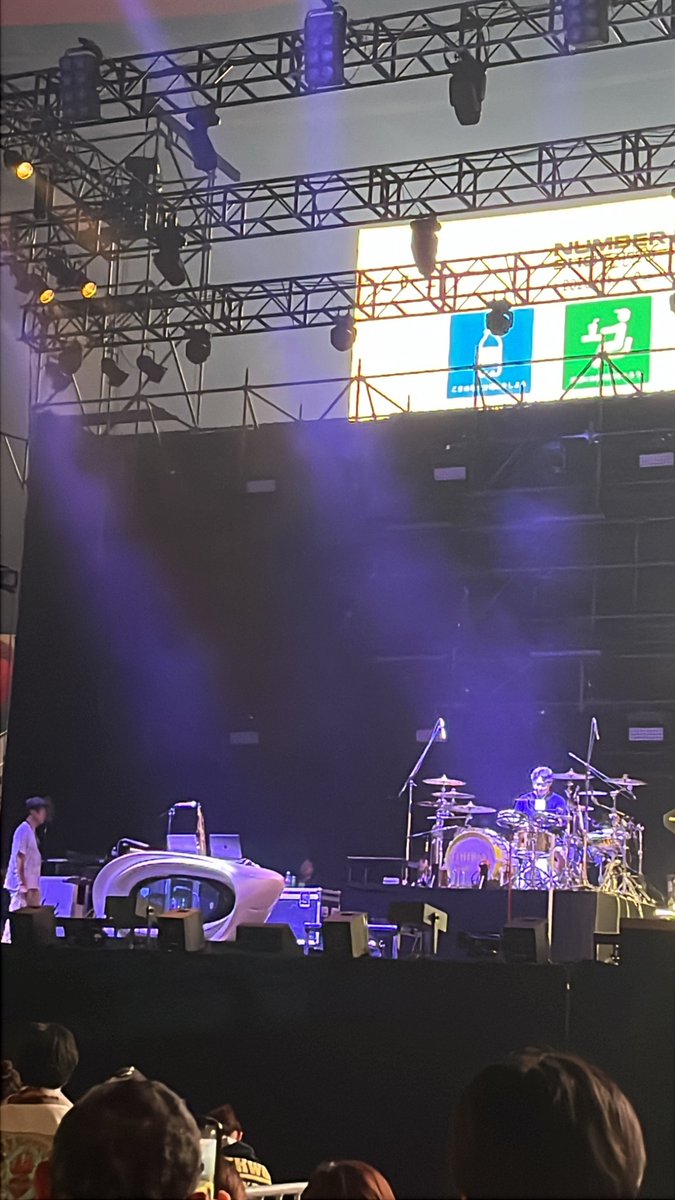 Dorumu_Mgr120's tweet photo. 俺やっぱりUVERworld信じててよかった、
俺も死ぬまで推し続けるよ、 https://t.co/WdbBDleczV