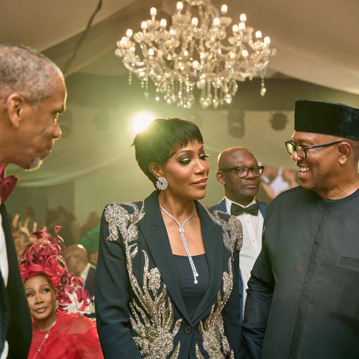 yeripros's tweet photo. Peter Obi wife dey pepper oh 😂 

One day, two weddings, two different outfits ✌️🤣 https://t.co/AmCULxQod3