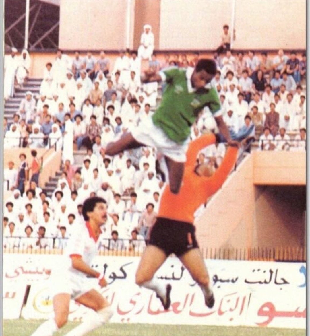 ALDERBYSHOW's tweet photo. انتقل الي رحمة  الله تعالى لاعب النادي #العربي و منتخب الكويت  السابق  #عنبر_سعيد قبل قليل اثر حادث اليم الله يرحمه و يغفرله
@adel_salbookh https://t.co/KckwjYn8lG