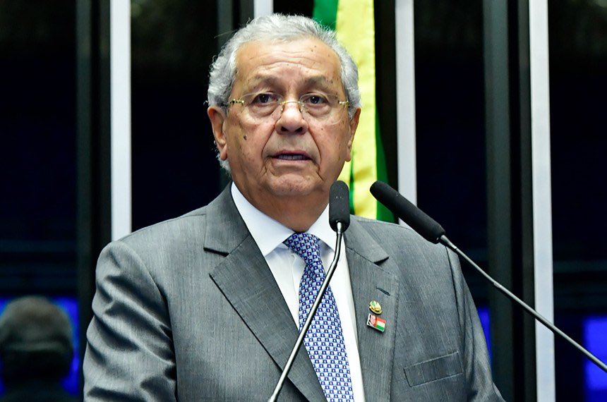 rickazzevedo's tweet photo. Esses senadores aliados de Davi Alcolumbre estarão de folga do Senado e fazendo campanha atrás de voto do trabalhador nos próximos 10 dias enquanto o povo continua na escala 6x1:

- Jayme Campos (União Brasil)
- Omar Aziz (PSD)
- Rodrigo Pacheco (PSD)
- Eduardo Braga (MDB) https://t.co/IzzQZZNxtm