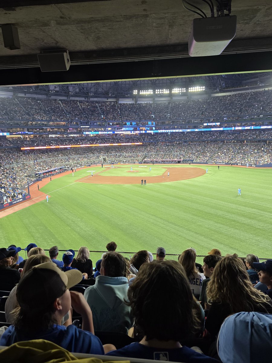 ChrisTheEnigma5's tweet photo. Got to get to the @BlueJays game, been along time since I have been to one, lets go jays #BlueJays50 https://t.co/MMoExXYhs3