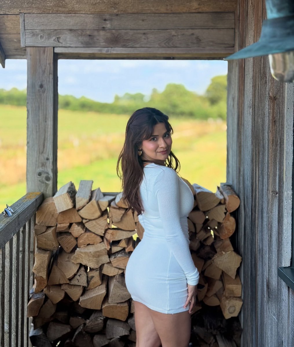 actress30h's tweet photo. Avneet Kaur : Big and Bold 🍑🥵🥵
#avneet #avneetkaur #bold https://t.co/JZMGBoUDaM