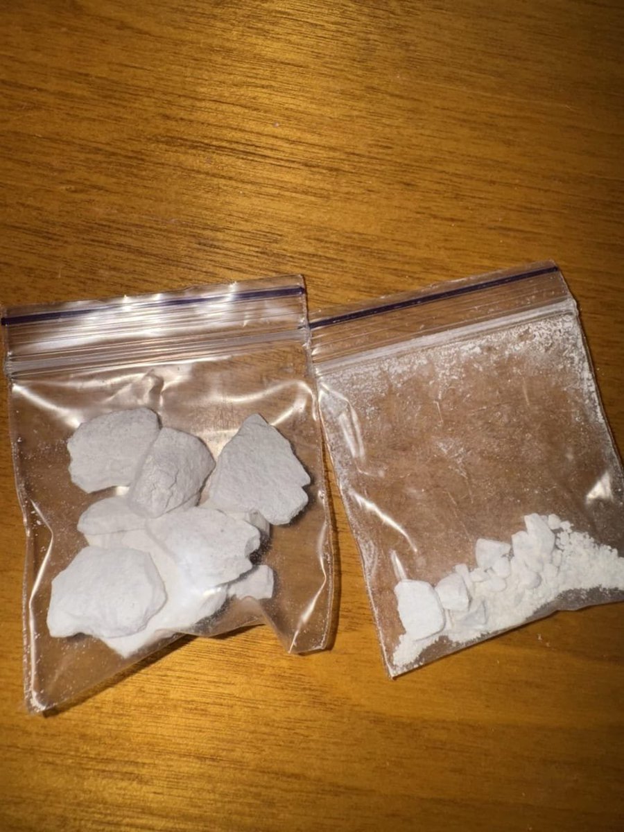 smoothies450's tweet photo. How much H do I need if I'm used to getting high off fent #drugtwt https://t.co/EwpgPcO7c9