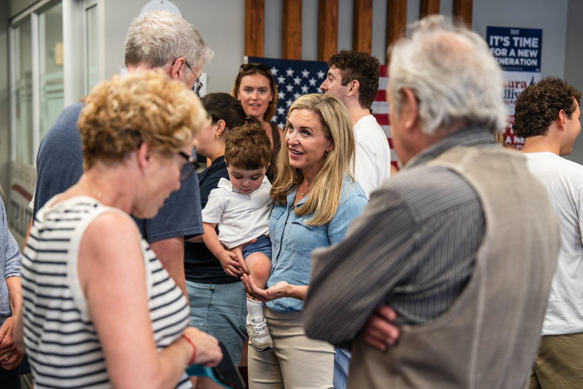 maurasullivan's tweet photo. Congresswoman Chrissy Houlahan visited us yesterday! She’s a former Air Force officer, current ranking Democrat on the House Armed Services Committee, a bonafide Badass, and I am so grateful to have her support. 

I’m also incredibly grateful to everyone who came out to canvass with us and join our Veterans’ Happy Hour. Our momentum is only building as we enter the final month of the campaign. 

 See you on the trail! #NHPolitics
