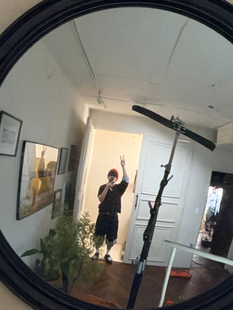 rururudms's tweet photo. 🐰: Sorry
🐰: I was so busy that day
🐰: I couldn’t take a selfie
🐰: I only have this
🐰: Please understand
🐰: (cry) 
🐰: We officially start our schedules with this video !
🐰: Please look forward to it https://t.co/ydWzrvurdv