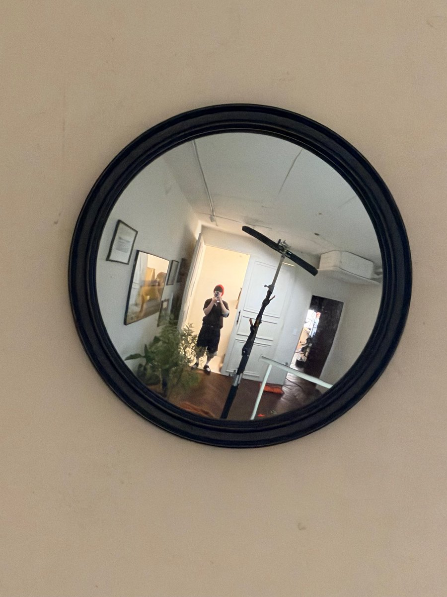 rururudms's tweet photo. 🐰: Sorry
🐰: I was so busy that day
🐰: I couldn’t take a selfie
🐰: I only have this
🐰: Please understand
🐰: (cry) 
🐰: We officially start our schedules with this video !
🐰: Please look forward to it https://t.co/ydWzrvurdv