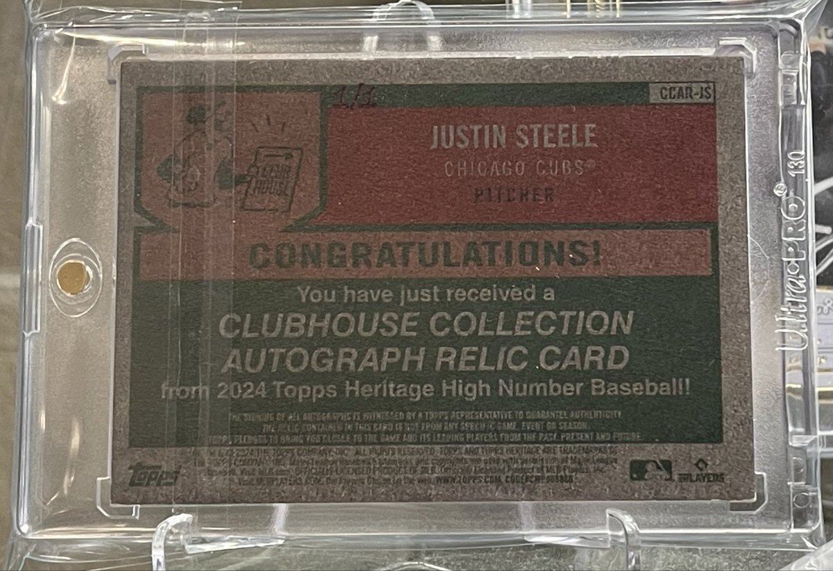 bballjunky24's tweet photo. @J_Steele21 @allthecubs Congrats on adding to your collection!
If this is something you would want I can get it to you in AZ.  Topps Heritage 1/1 patch auto. https://t.co/JZpcVcRBbJ