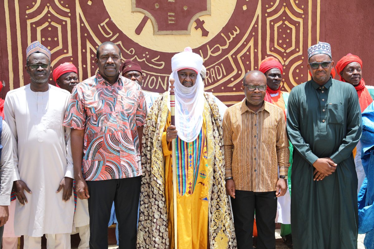 PnudNiger's tweet photo. #Maradi | En mission dans la région, le RR du @PNUDNiger, &amp; ses homologues de @UNFPANiger &amp; @FAONiger, a effectué des visites de courtoisie auprès des Sultanats du Katsina &amp; du Gobir. Des échanges riches pour bénéficier des conseils, sagesse &amp;  engagement en faveur du dévpt local https://t.co/6RohTBxqS1