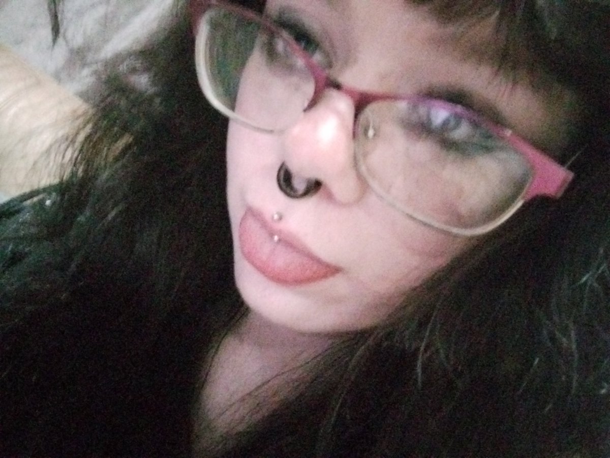 mutilatedgf's tweet photo. hi https://t.co/PGYHq5mtEd