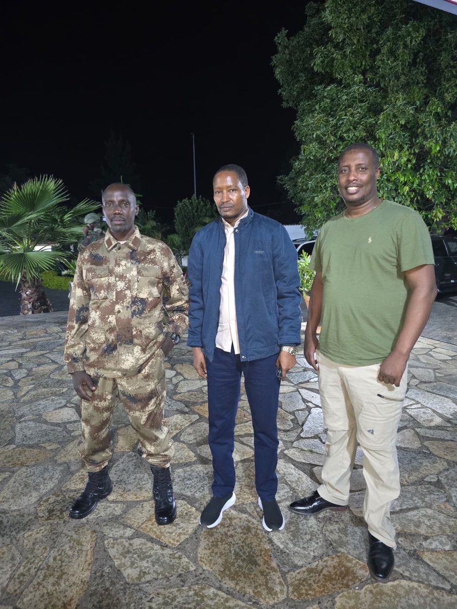 rmakrich's tweet photo. Photo du jours!

Kwirwanaho nubuzima💪 https://t.co/ItYWADfahs