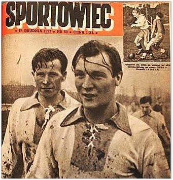 lata8290's tweet photo. 42 lata temu, zmarł Marian Łącz, popularny aktor a także.. znakomity piłkarz. Tutaj na okładce "Sportowca" ⚽️ #Remanent https://t.co/wLe3QRBgOa