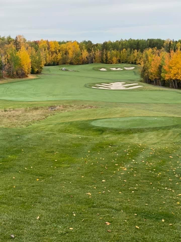 bluecollarirish's tweet photo. @MaxVelocityWX Best public course in Minnesota!! You should see/play it in the fall, epic!! Glad you are here Max &amp; Reilley!! Make the trip every fall https://t.co/p5mtClEbQl