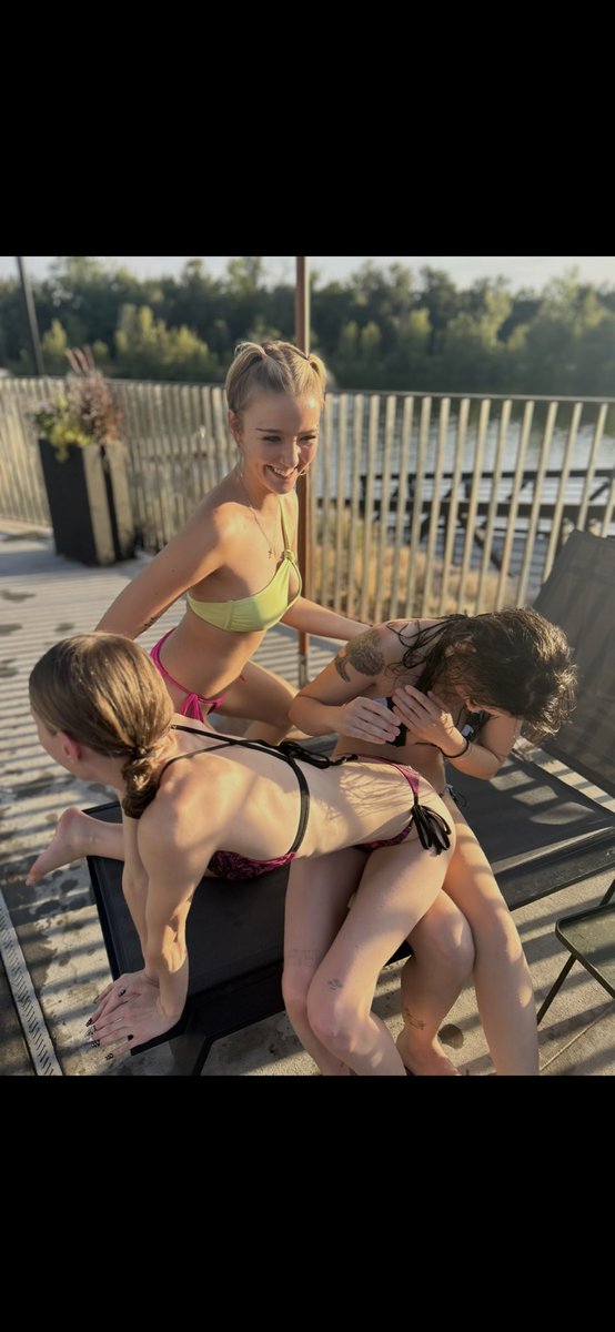 Moo4Marlee's tweet photo. me &amp; the girls need funds for my birthday next week, so check out my throne &amp; start contributing!!!! 👏😵‍💫

paypig findom https://t.co/QJ8mX4Hnie