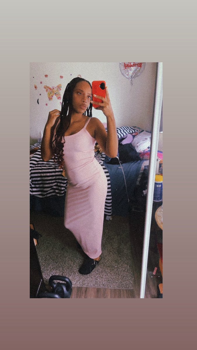 truditheetopic's tweet photo. Sunday flicks 😘💕👑 https://t.co/kh0GDf0041