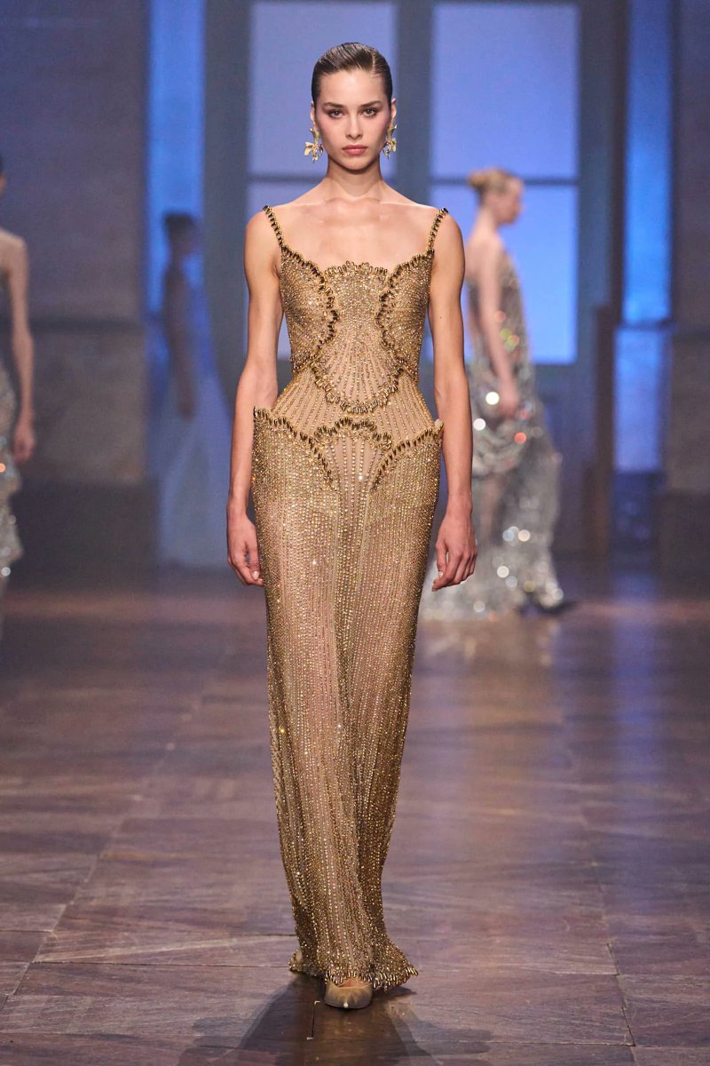 DvilCouture's tweet photo. Georges Hobeika Fall Winter 2026 Couture Details https://t.co/YM6zKUgNfE