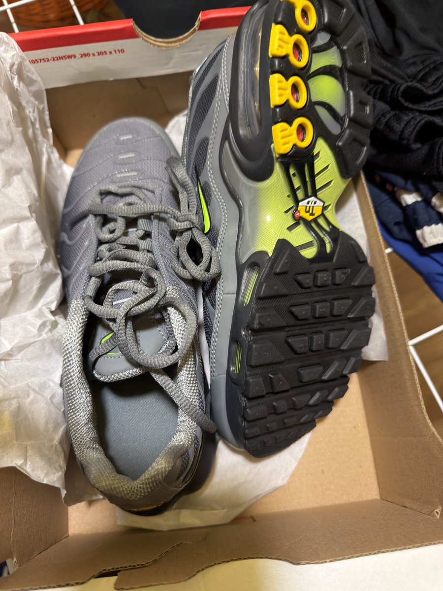Master_latinoo0's tweet photo. Hey faggot. I bought the new shoes with your money. Give me your wallet. An Alpha like me deserves new shoes every month💪🏽🤑
#footworship #footmaster #footking #footslave #alphafeet #malefeet #alphamaster #farting #farts #malefarts #facesit https://t.co/X1iwkzqYfP