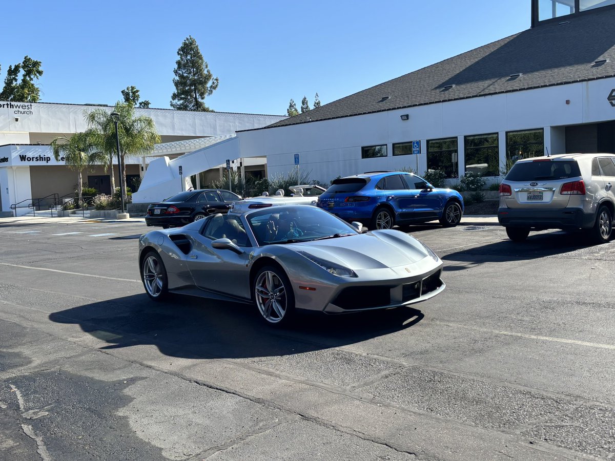 carsonfort8's tweet photo. Best of Porsche Club Cars &amp; Coffee (August 2026) 

Complete Gallery: https://t.co/ioW3VRTUNQ https://t.co/Kgg7K9MWcA